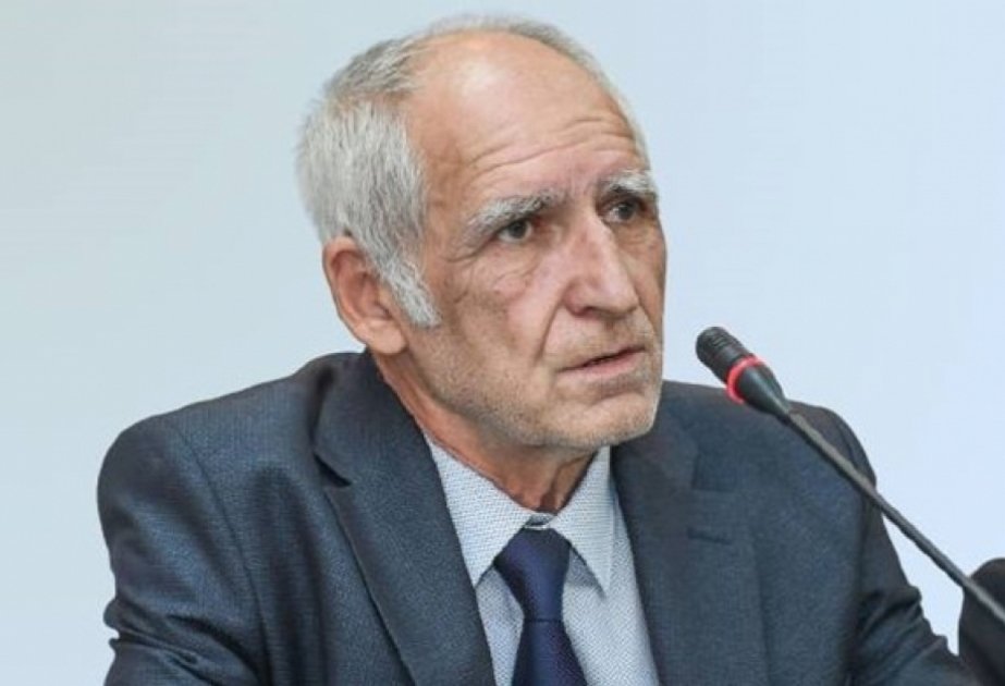 Nadir İsrafilov: “Korporativ maraqların önə çəkilməsi, məktəb mühitinin deformasiyaya uğramasını qaçılmaz edib...”