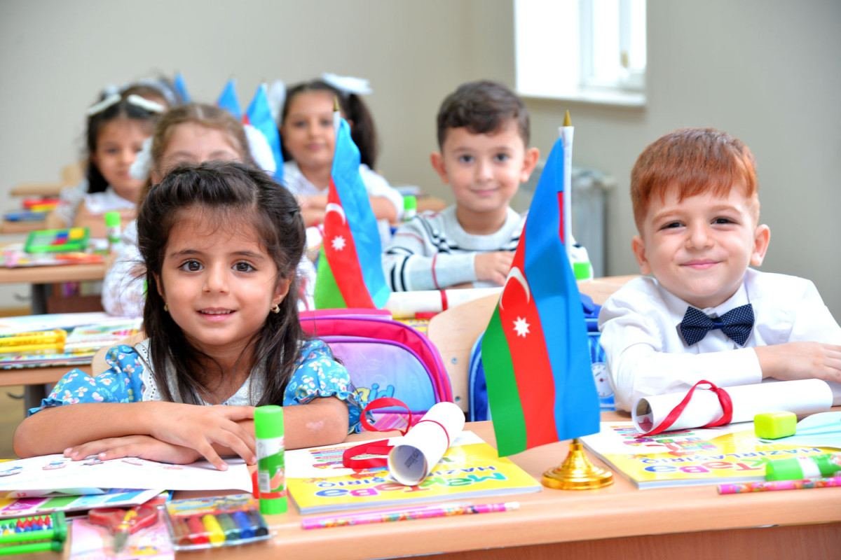108 minə yaxın uşaq birinci sinfə qəbul EDİLİB