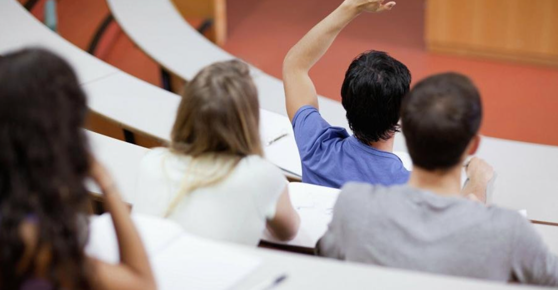 Bu universitetin gələcəyi sual altındadır - Fəaliyyəti dayandırıla bilər?