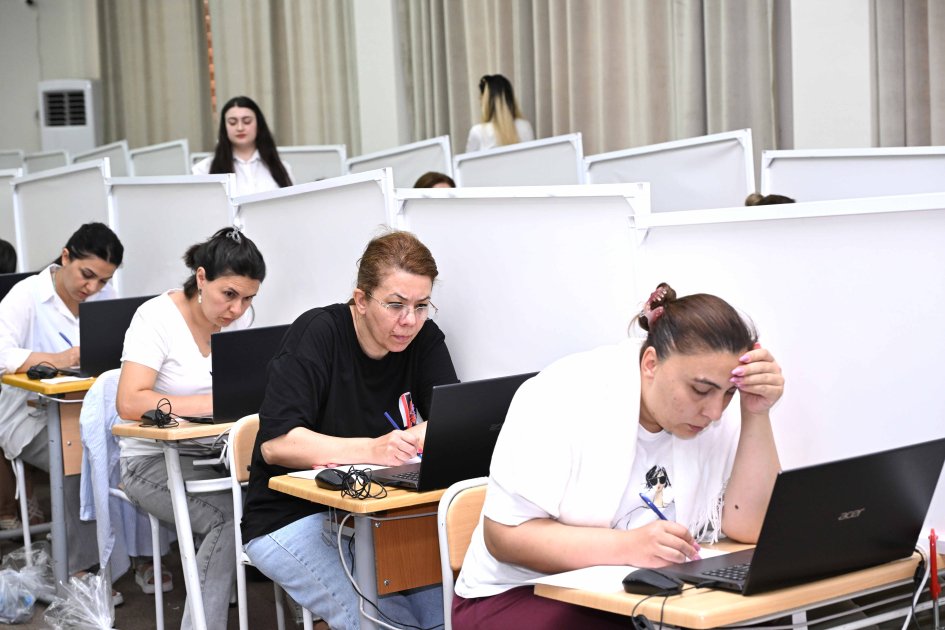 Bu gün sertifikasiyanın üçüncü günüdür...