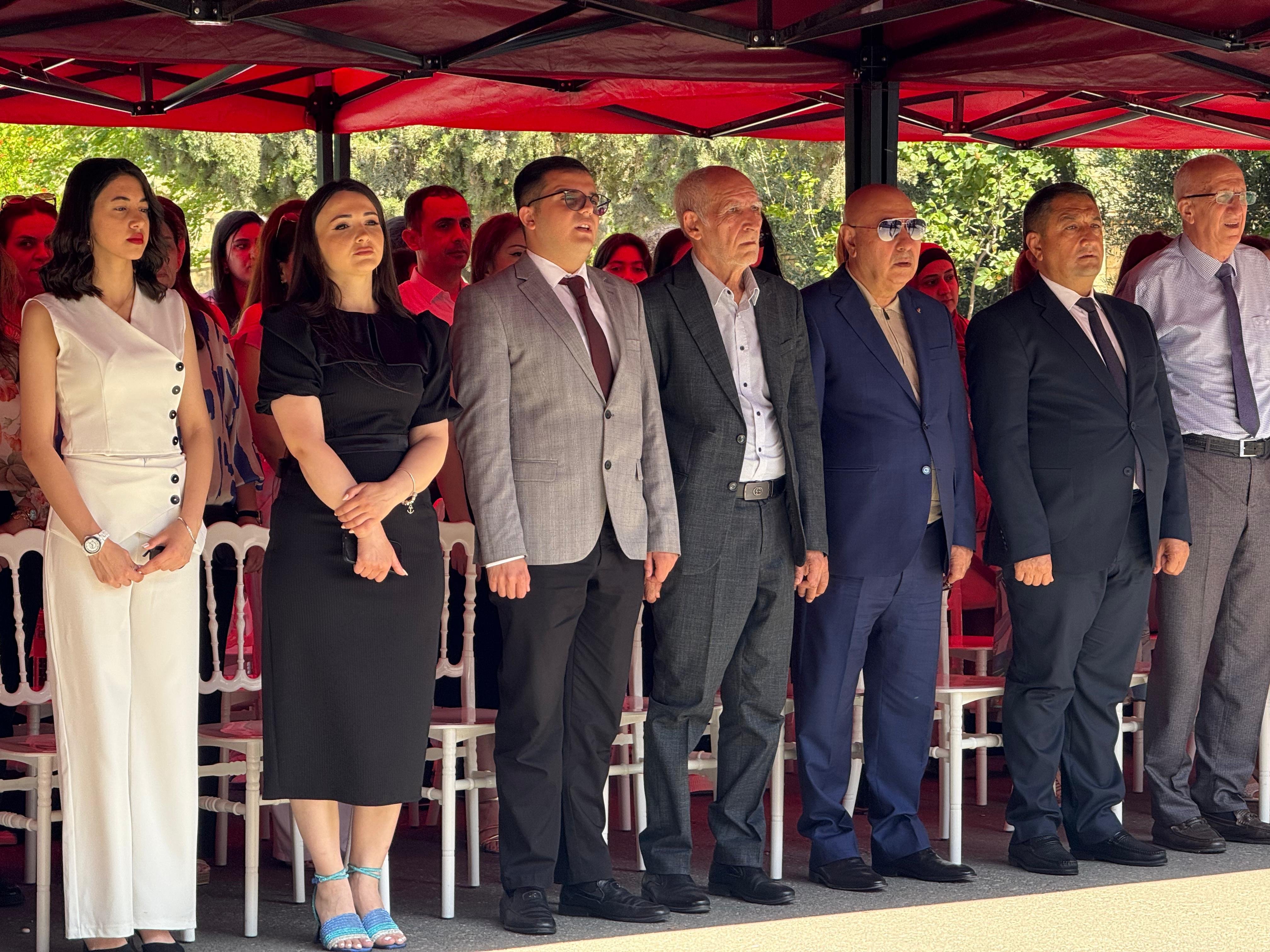 Sıravi müəllimlikdən alimliyə, alimlikdən təsisçiliyə gedən uzun yol...