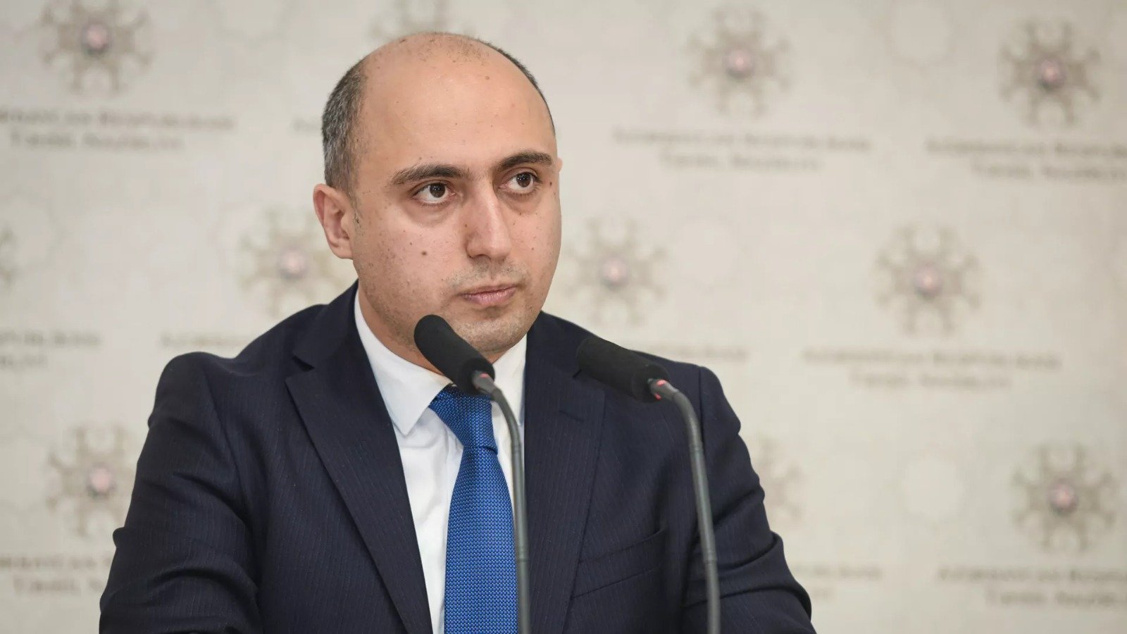 Nazir: Bəzi fənlər şagirdlərə lazım olan bacarıqları vermir